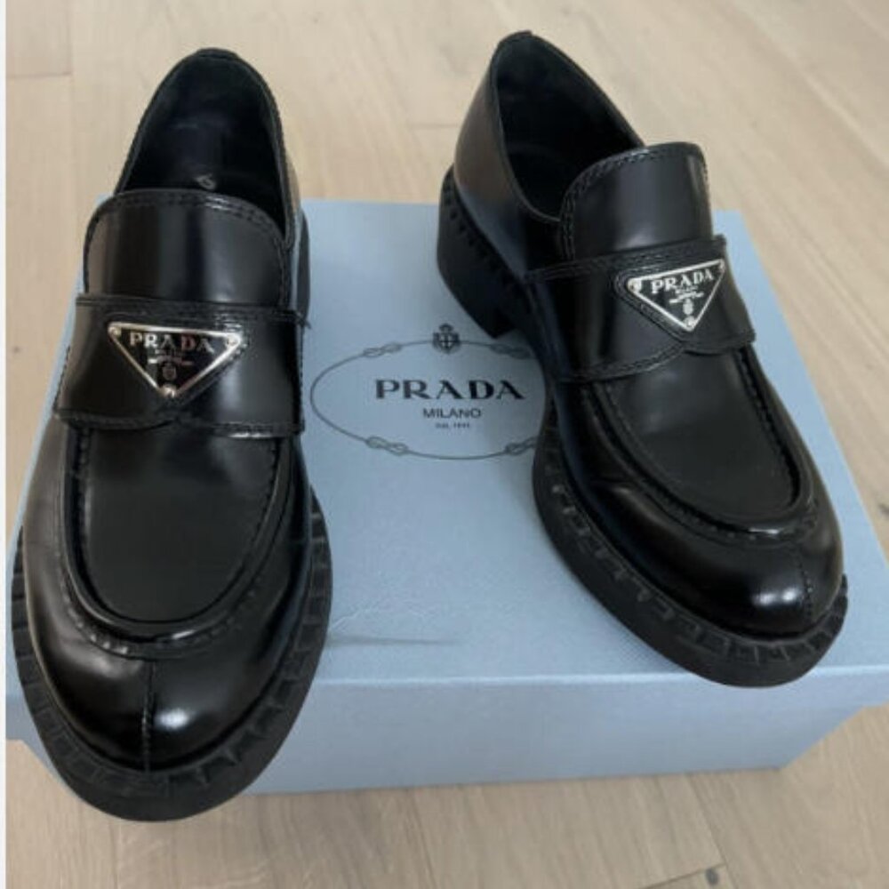 PRADA Chocolate Brushed Leather Loafer Black Size 38